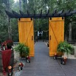 wedding venue barn setting
